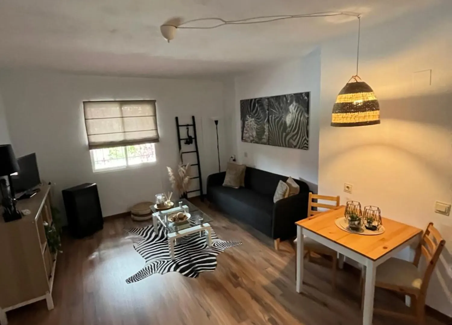 Villa Casa Rosa, El Torcal Almogía 0*,